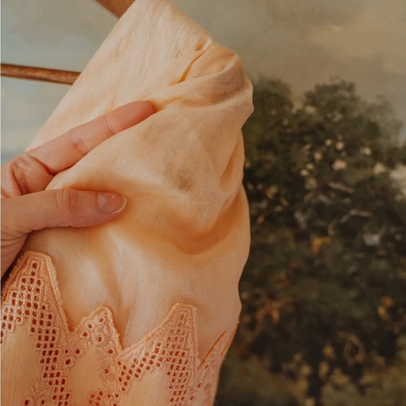 Vintage silk lace dress - Picture 6 of 15